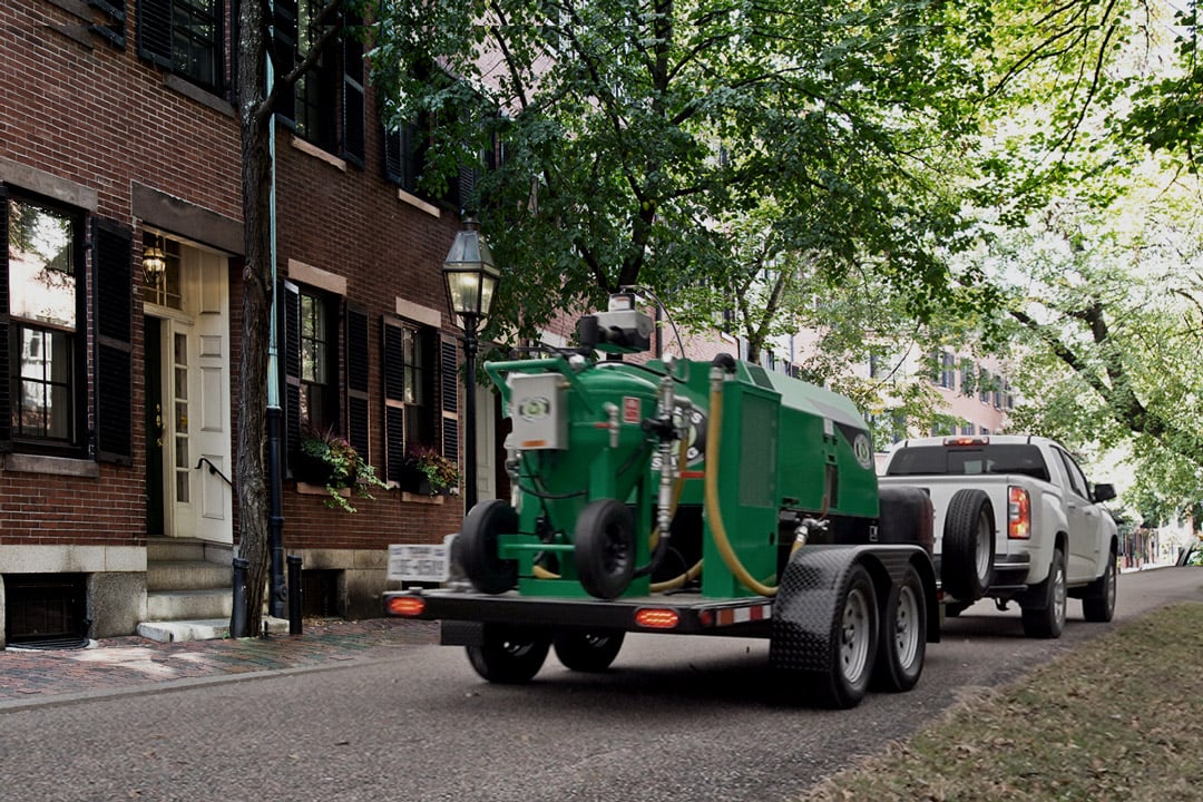 DB500-Mobile-S-on-Boston-Street
