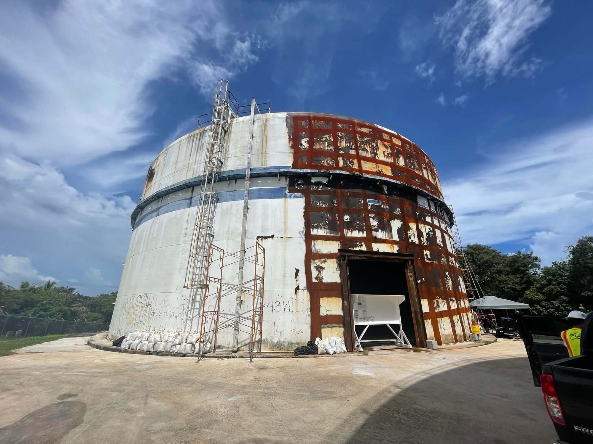 water-tank-with-lead-paint