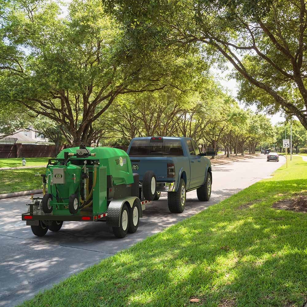 DB500 Mobile S_Driving through Neighborhood