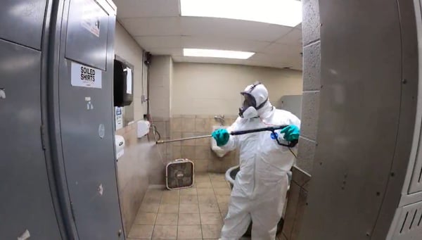 Kevin-Brown---Vapor-Adapter-Disinfecting---in-manufacturing-facility---3
