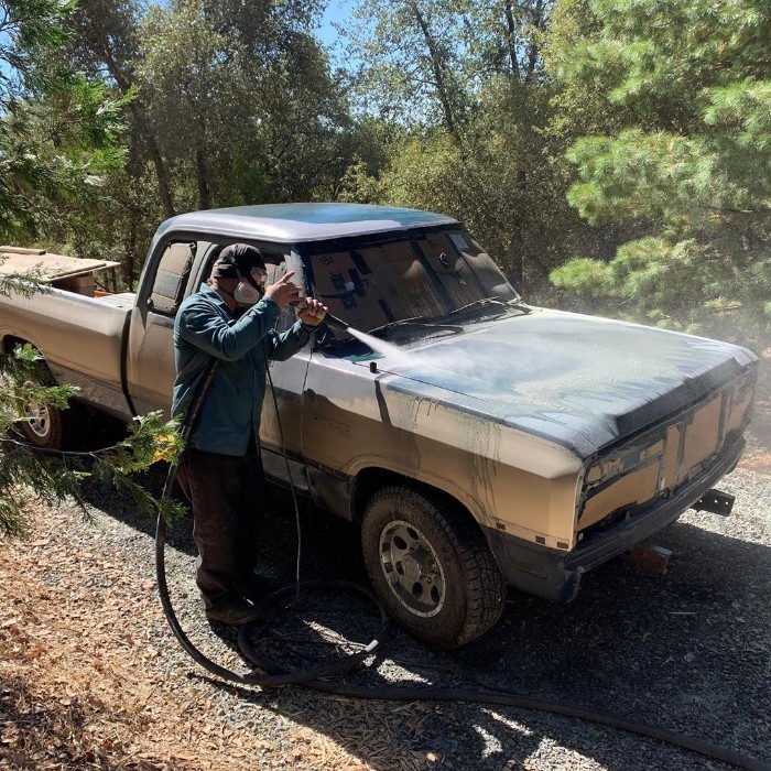 Vapor blasting a car